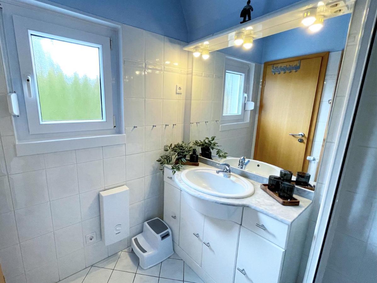 Familienfreundliches Ferienhaus In 5 Min Zum Strand Mit Terrasse Und Kostenlosem Parkplatz Cuxhaven Exterior photo